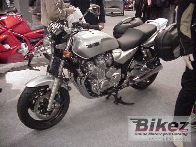 2000 Yamaha XJR 1300 photo